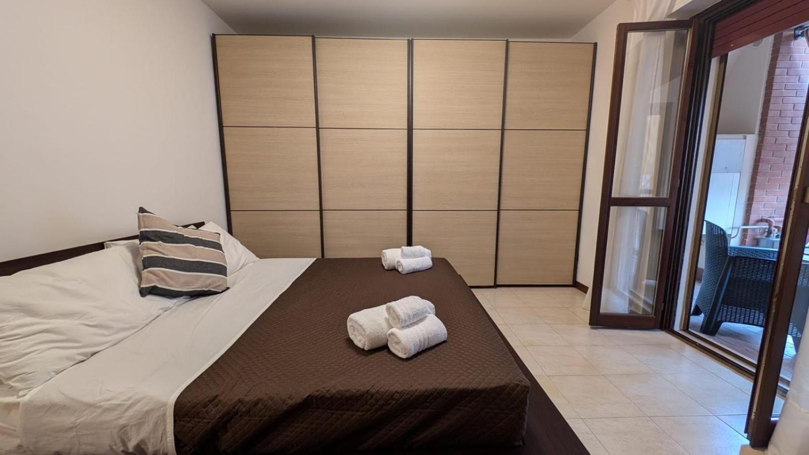 Bl Apartment Latina Exterior foto